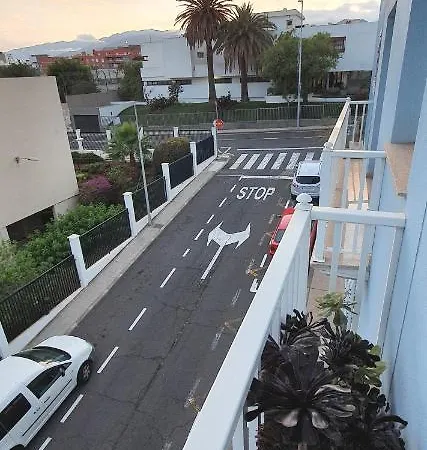 Doble Con Bano Privado En Tenerife, Canary Islands * La Laguna (Tenerife)